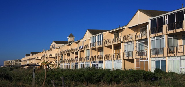 Leisure Bay Luxury Suites
