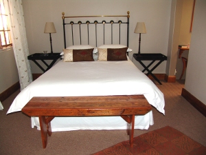bed in La Rachelle Guest House