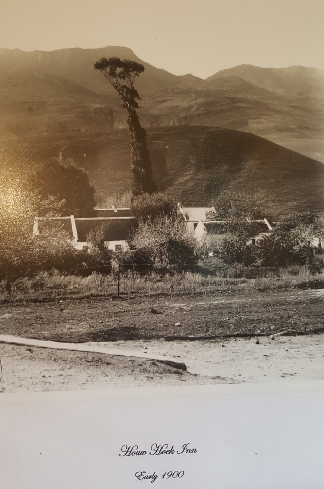 Houw Hoek Inn in 1900