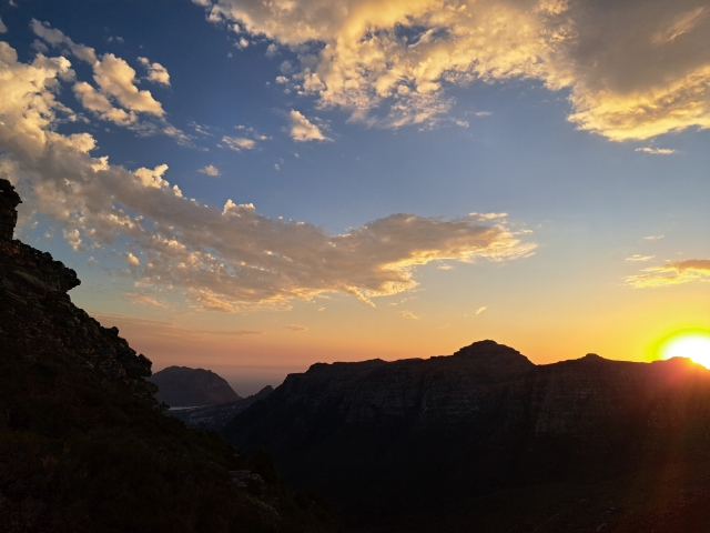Sunset from De Villiers Dam, with Klassenskop and Orange Kloof in darkness