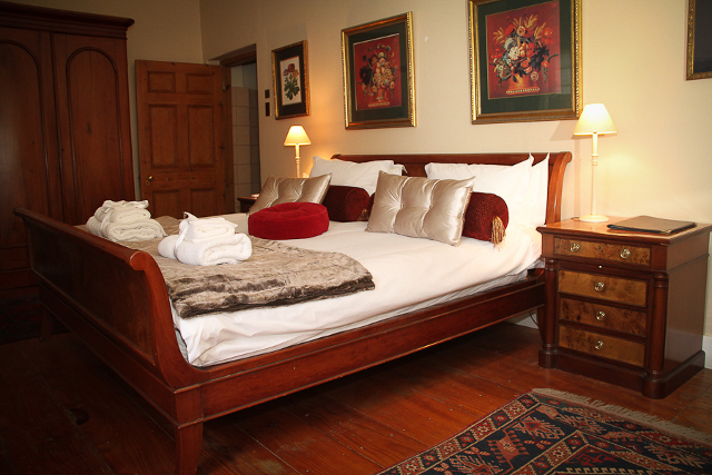 De Oude Herberg bedroom in Tulbagh - bedroom