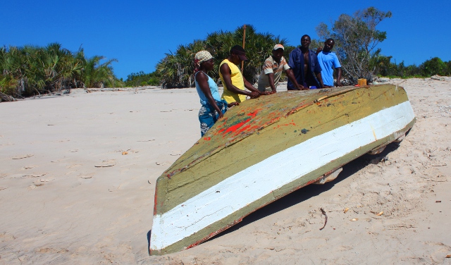 inhabitants of Magaruque Island, Mozambique