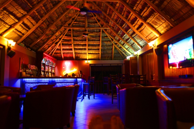 bar at the Pescador hotel in Vilankulo