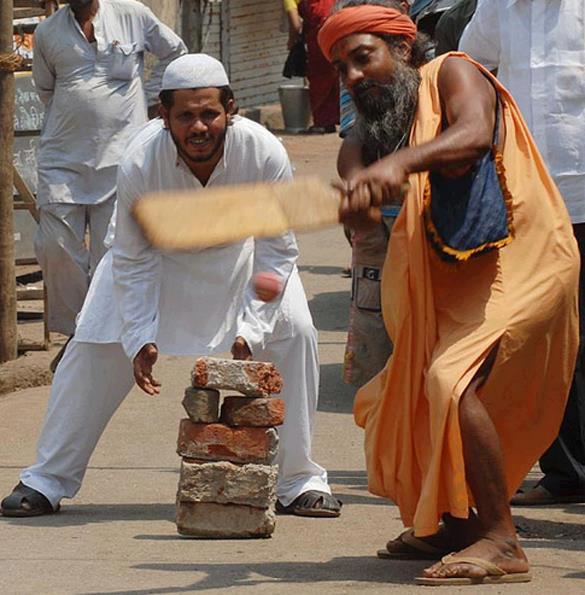 3 religions of India in one photo