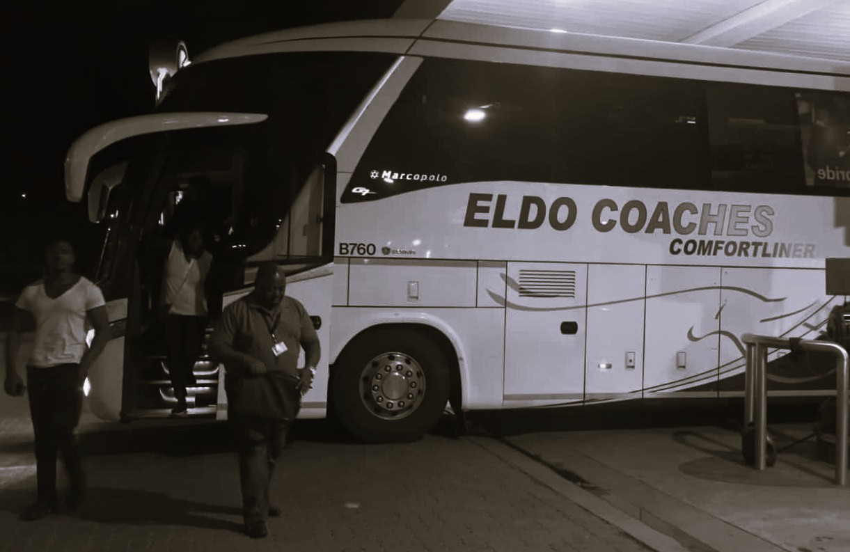 Eldo Coaches comfortliner, black and white photo