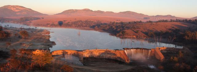 Lake Heritage dam wall