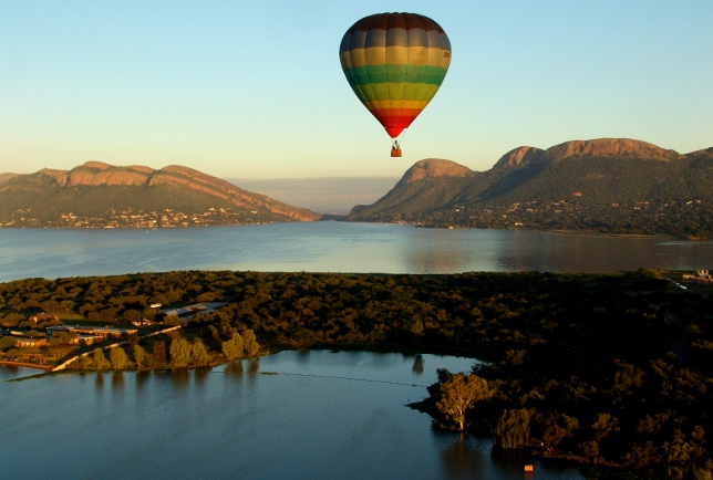 ballooning over the Hartbeespoort Dam