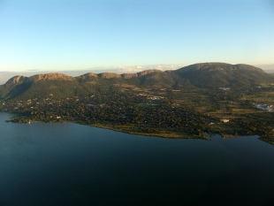 Kalkheuwel next to the Hartbeespoort Dam